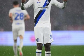 满冠体育官网-包含切沃客场逼平罗马，取得宝贵一分的词条